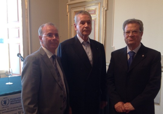 World Food Programme: presentato il Maxi – Farr 80 “Team Sistiana WFP Italia”