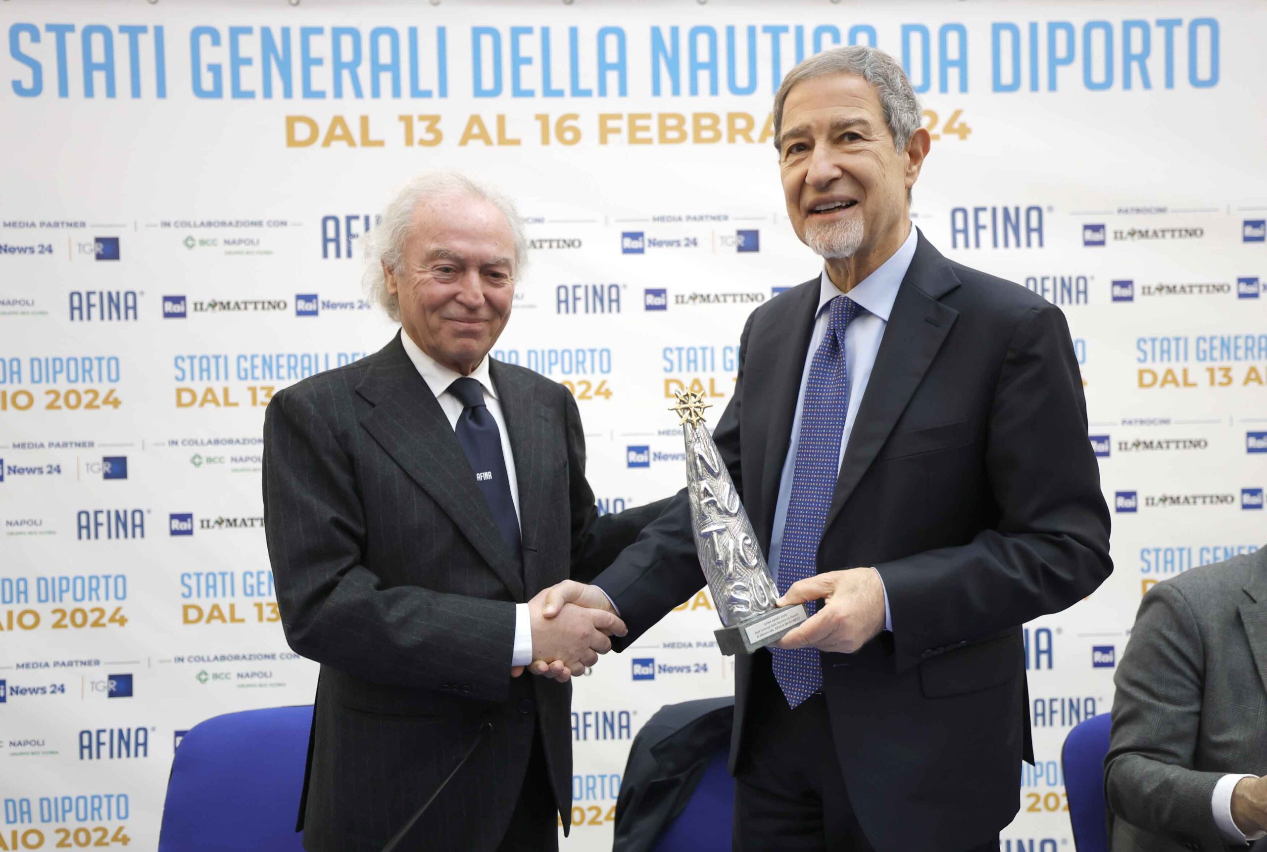 Il ministro Musumeci, agli Stati Generali della Nautica da Diporto a Napoli:  "Se mancano i posti barca bisogna crearli" - il nautilus
