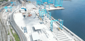 Panorama della nuova banchina del nuovo terminal fiumano
