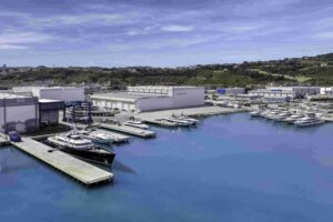 Ferretti Group Super Yacht Yard 2026_low (1)
